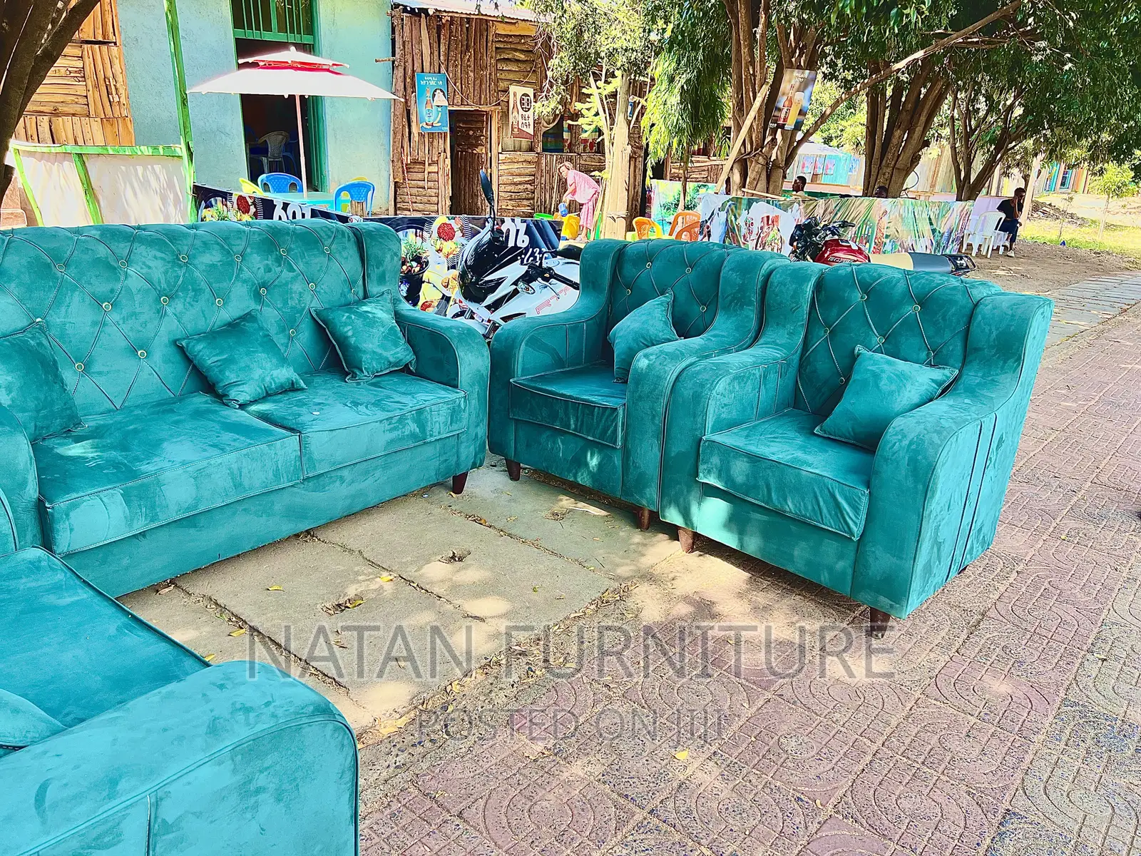 Sofa L Shape or Corner Sofa Made of Wooden Material