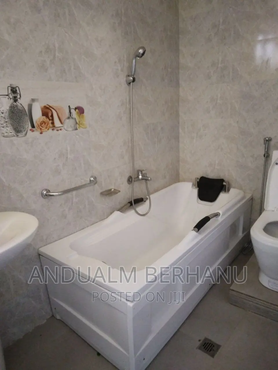 3bdrm Apartment in Bole for sale