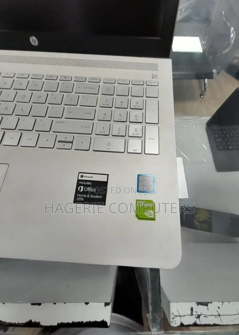 New Laptop HP Pavilion 15t 8GB Intel Core I7 SSD 256GB