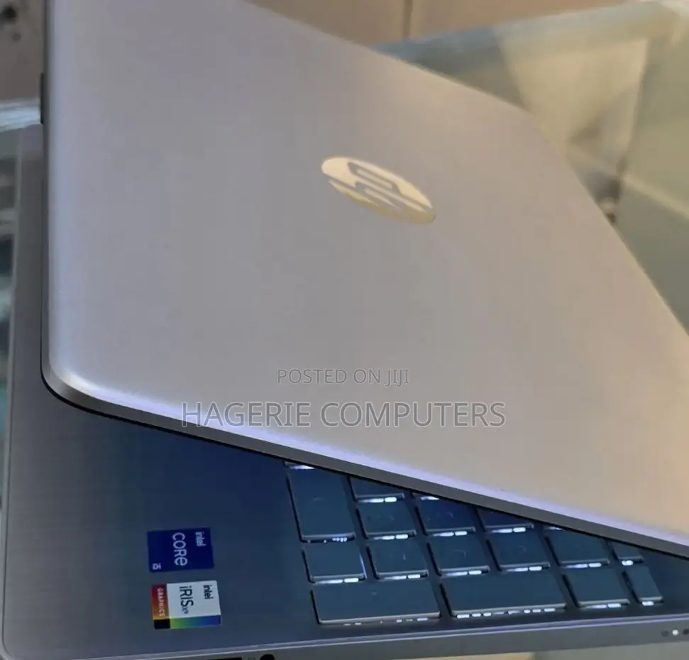 New Laptop HP Stream Notebook 8GB Intel Core I5 SSD 512GB