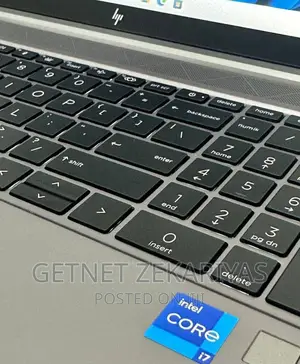 New Laptop Apple MacBook Pro 2017 16GB Intel Core I7 SSD 1T