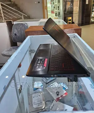 New Laptop MSI GF63 8GB Intel Core I5 SSD 512GB