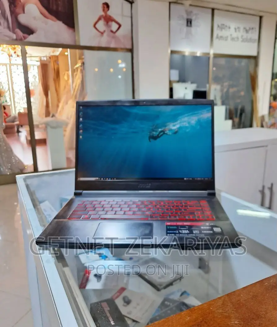 New Laptop MSI GF63 8GB Intel Core I5 SSD 512GB