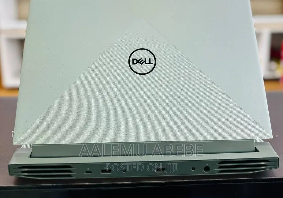 New Laptop Dell G15 5511 16GB Intel Core I7 SSD 512GB