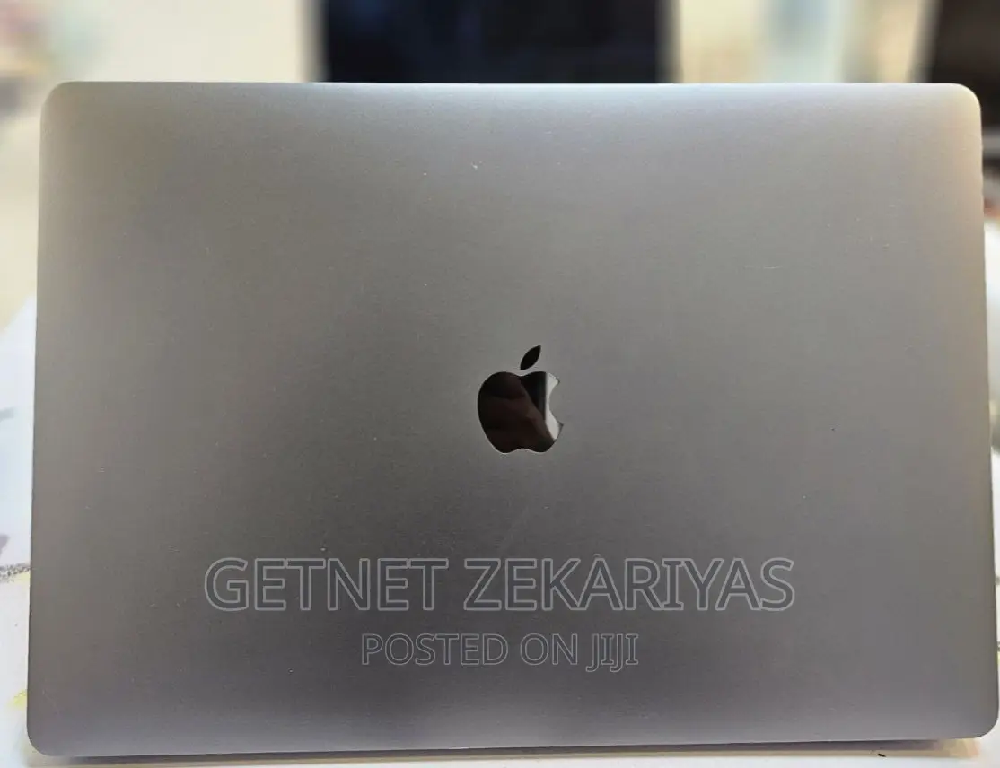 New Laptop Apple MacBook Pro 2016 16GB Intel Core I7 SSD 1T