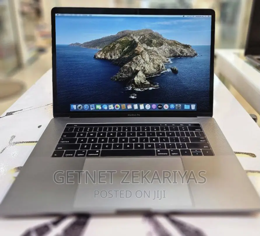New Laptop Apple MacBook Pro 2016 16GB Intel Core I7 SSD 1T