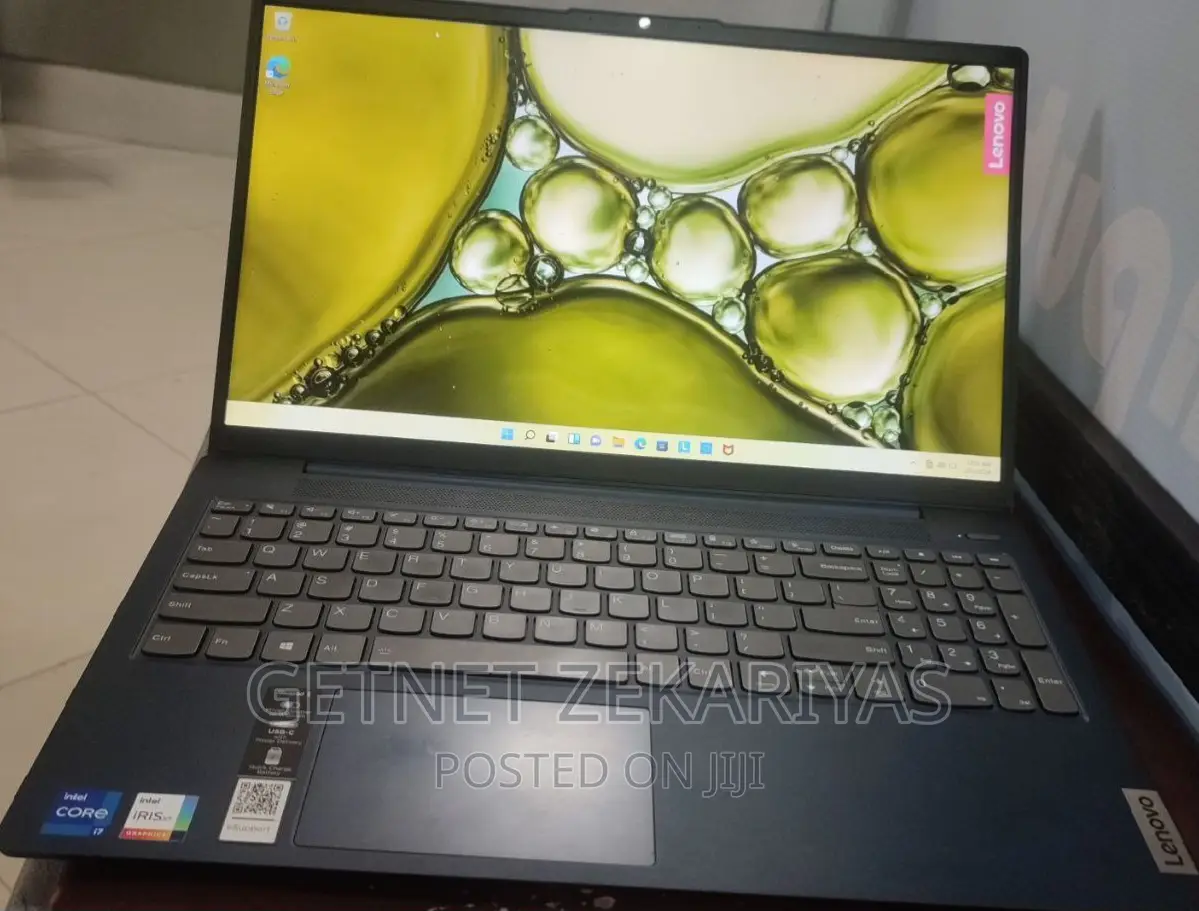 New Laptop Lenovo IdeaPad Flex 14 12GB Intel Core I7 SSD 512GB