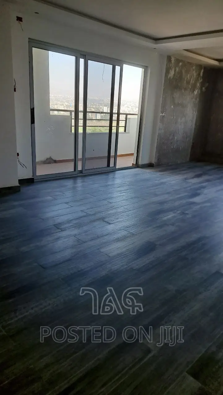 3bdrm Apartment in ላፍቶ ቅንጡ አፓርትመንት በቅናሽ, Nifas Silk-Lafto for sale