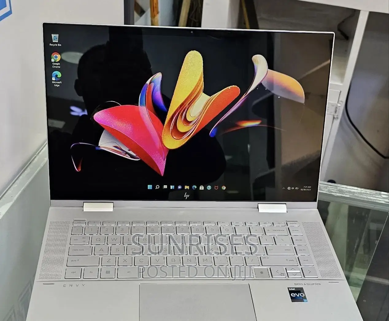 New Laptop HP Envy X360 16GB Intel Core I7 SSD 1T