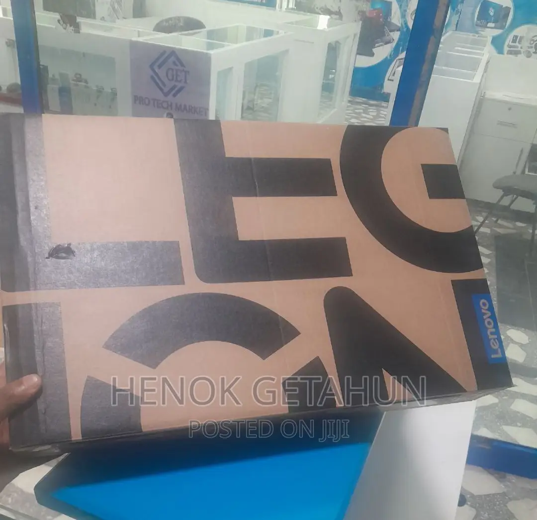 New Laptop Lenovo Legion 5 16GB AMD Ryzen 7 SSD 512GB