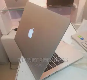 New Laptop Apple MacBook Pro 2015 16GB Intel Core i7 SSD 512GB