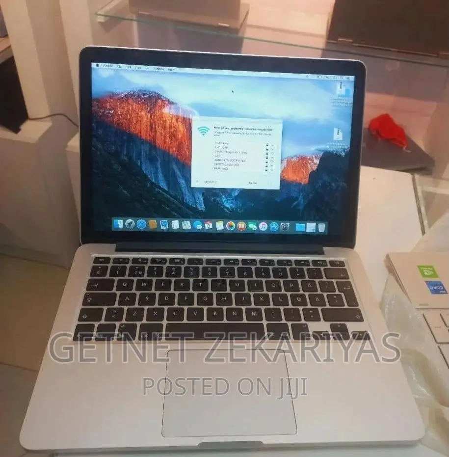 New Laptop Apple MacBook Pro 2015 16GB Intel Core i7 SSD 512GB