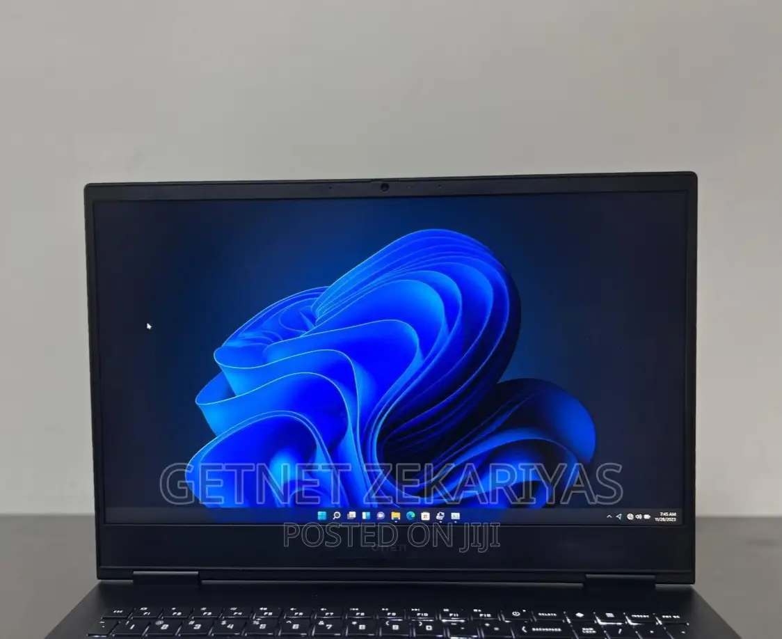 New Laptop HP Omen 17 16GB Intel Core I7 SSD 1T