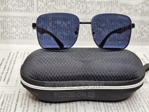 BURBERRY Shades for Her