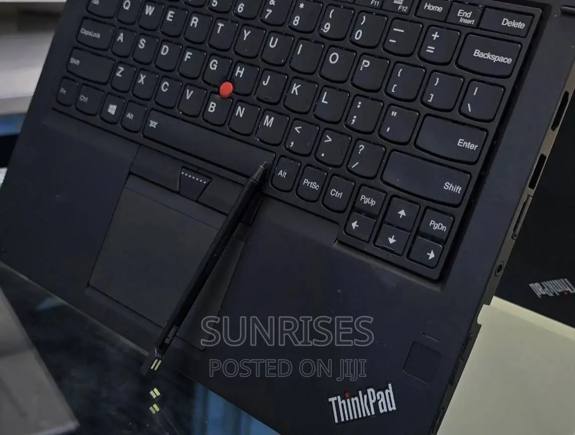 New Laptop Lenovo ThinkPad Yoga 8GB Intel Core I5 SSD 512GB