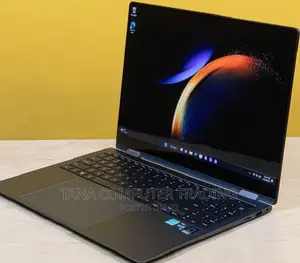 New Laptop Samsung 16GB Intel Core I7 SSD 500GB