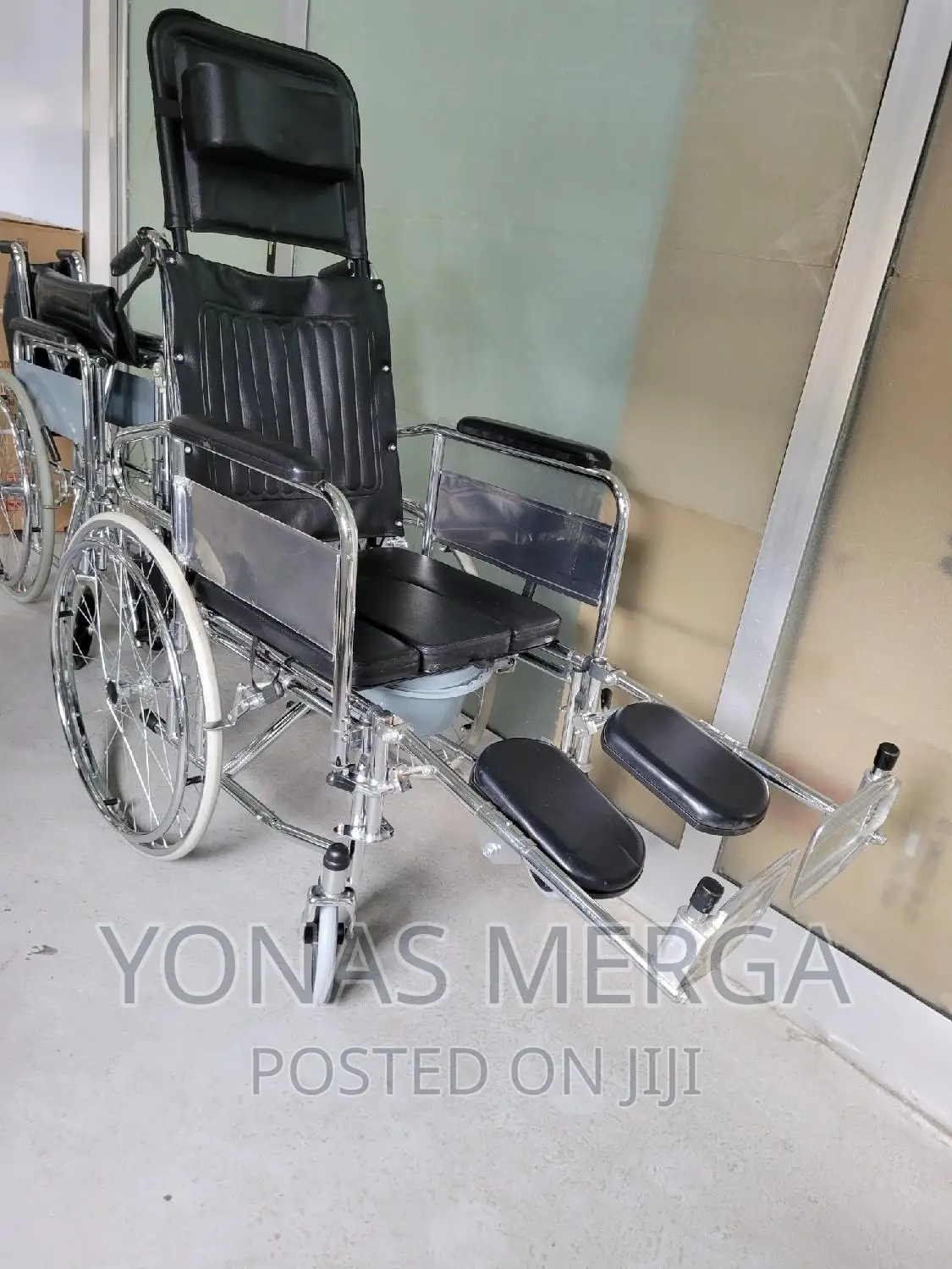 Multifunctional Fully Lying Reclining Wheelchair Must Strong