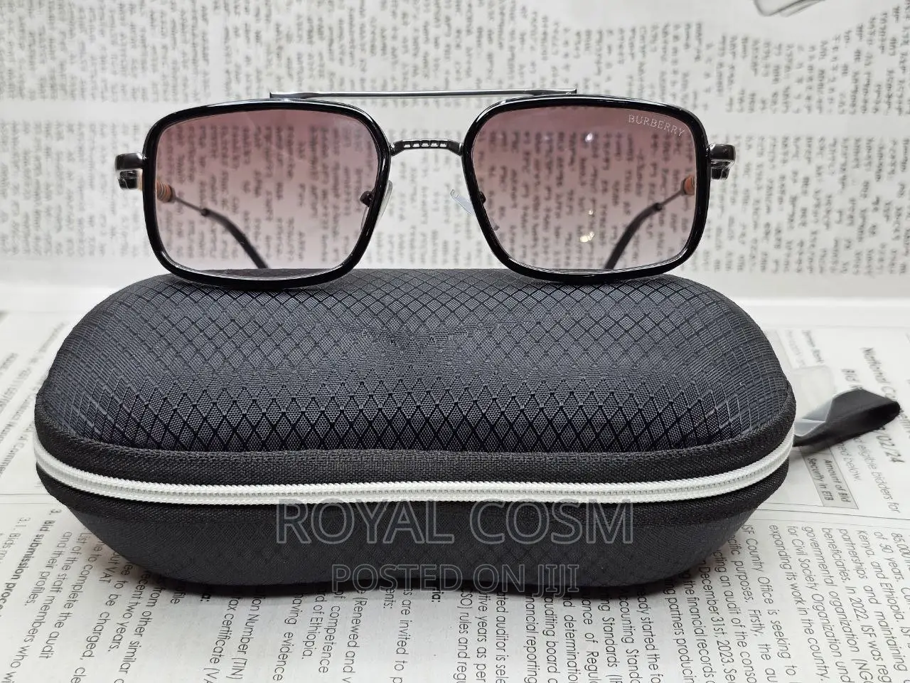 BURBERRY Unisex Sunglasses