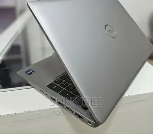 New Laptop Dell Latitude 5420 32GB Intel Core I7 SSD 256GB