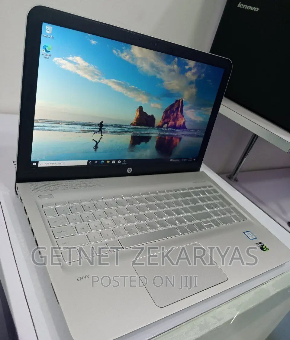 New Laptop HP Envy 14 8GB Intel Core I5 SSD 256GB