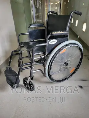 Slightly Used Wheelchair Right Medical Wheelchair Manufactur