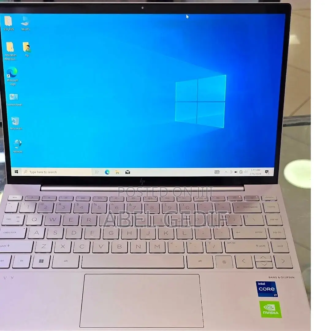 New Laptop HP Envy 13 16GB Intel Core I7 SSD 1T