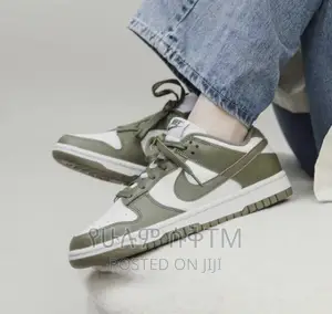 Original Nike Dunk Low ‘Olive Green’ Shoe