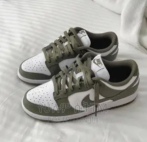 Original Nike Dunk Low ‘Olive Green’ Shoe