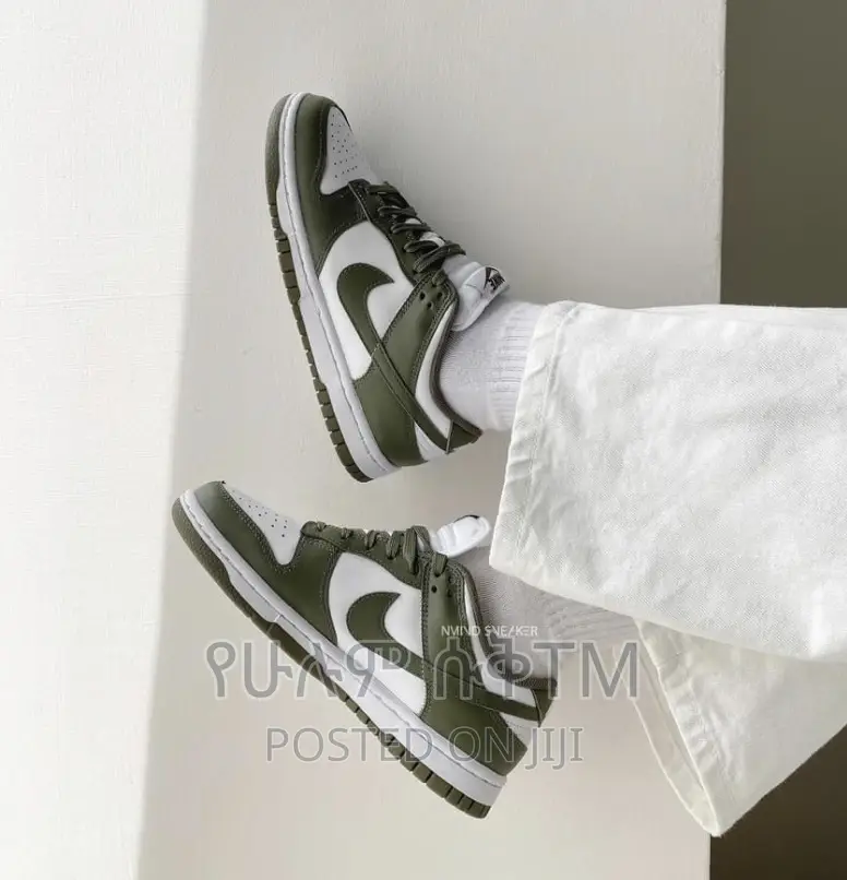 Original Nike Dunk Low ‘Olive Green’ Shoe