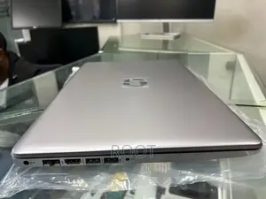 New Laptop HP 15-Da2933nia 8GB Intel Core I5 SSD 512GB