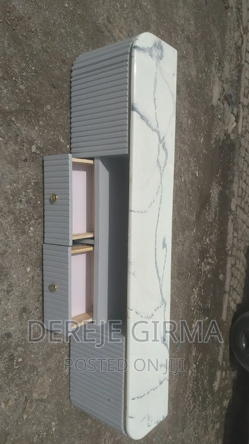 1,80cm ኢፖክሲ ቲቪ ማስቀመጫ