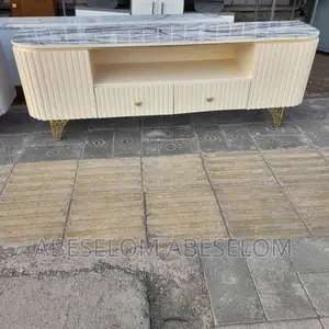 Photo - 1,50 Cm ቲቪ እስታንድ