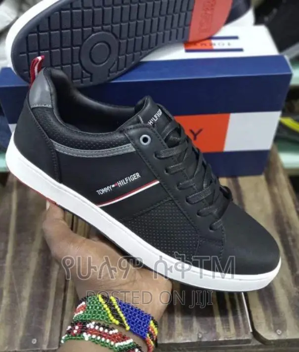 Original Tommy Hilfiger Men’S Casual Outfit