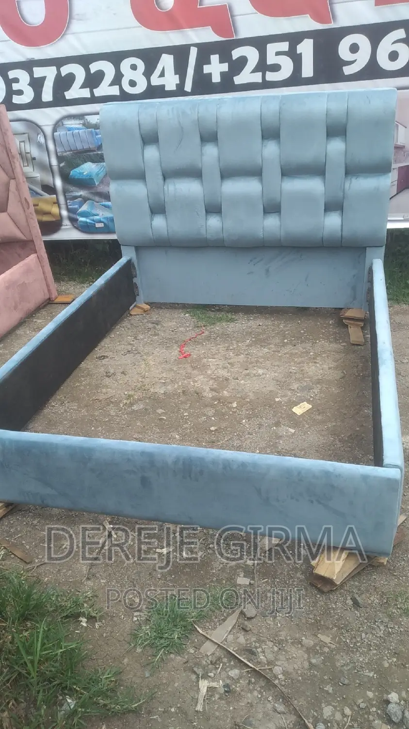 1,50cm ጨርቅ አልጋ