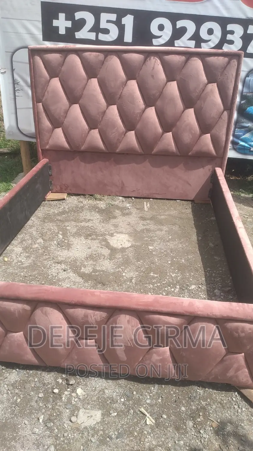 1,50cm ጨርቅ አልጋ