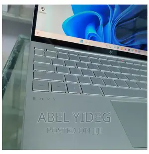 New Laptop HP Envy 14 16GB Intel Core I5 SSD 512GB