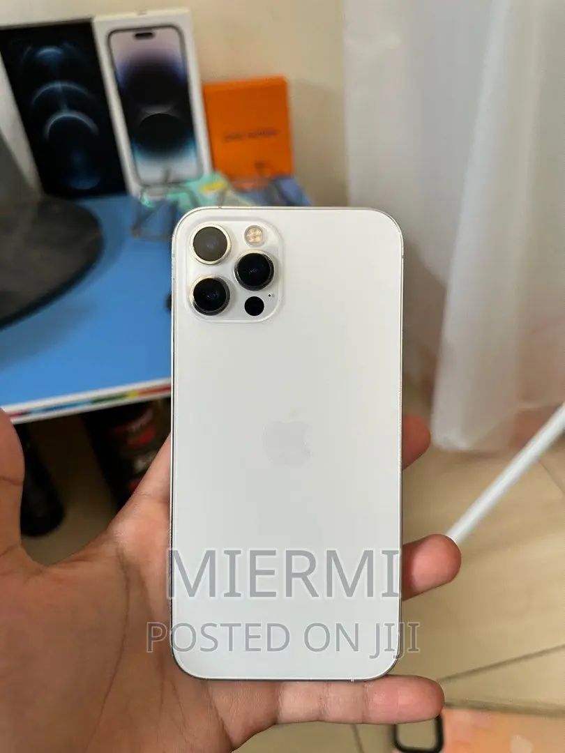 New Apple iPhone 12 Pro 256 GB White