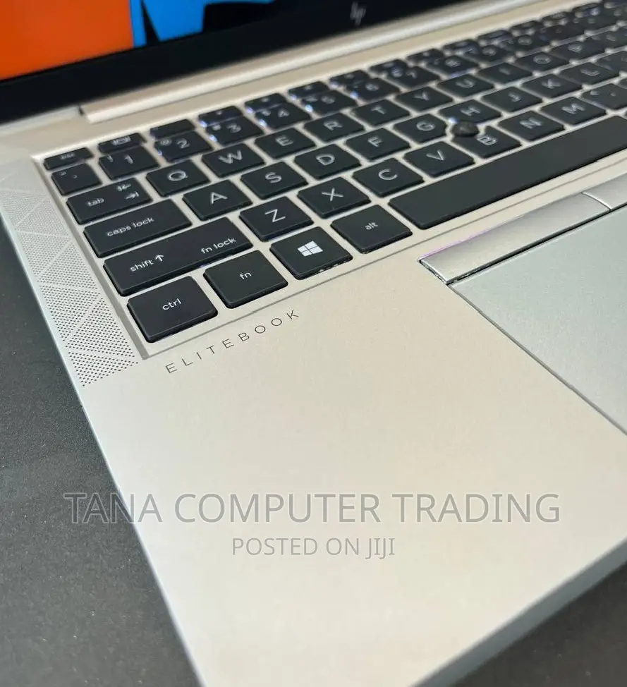 New Laptop HP EliteBook 830 G7 16GB AMD Ryzen 5 SSD 500GB