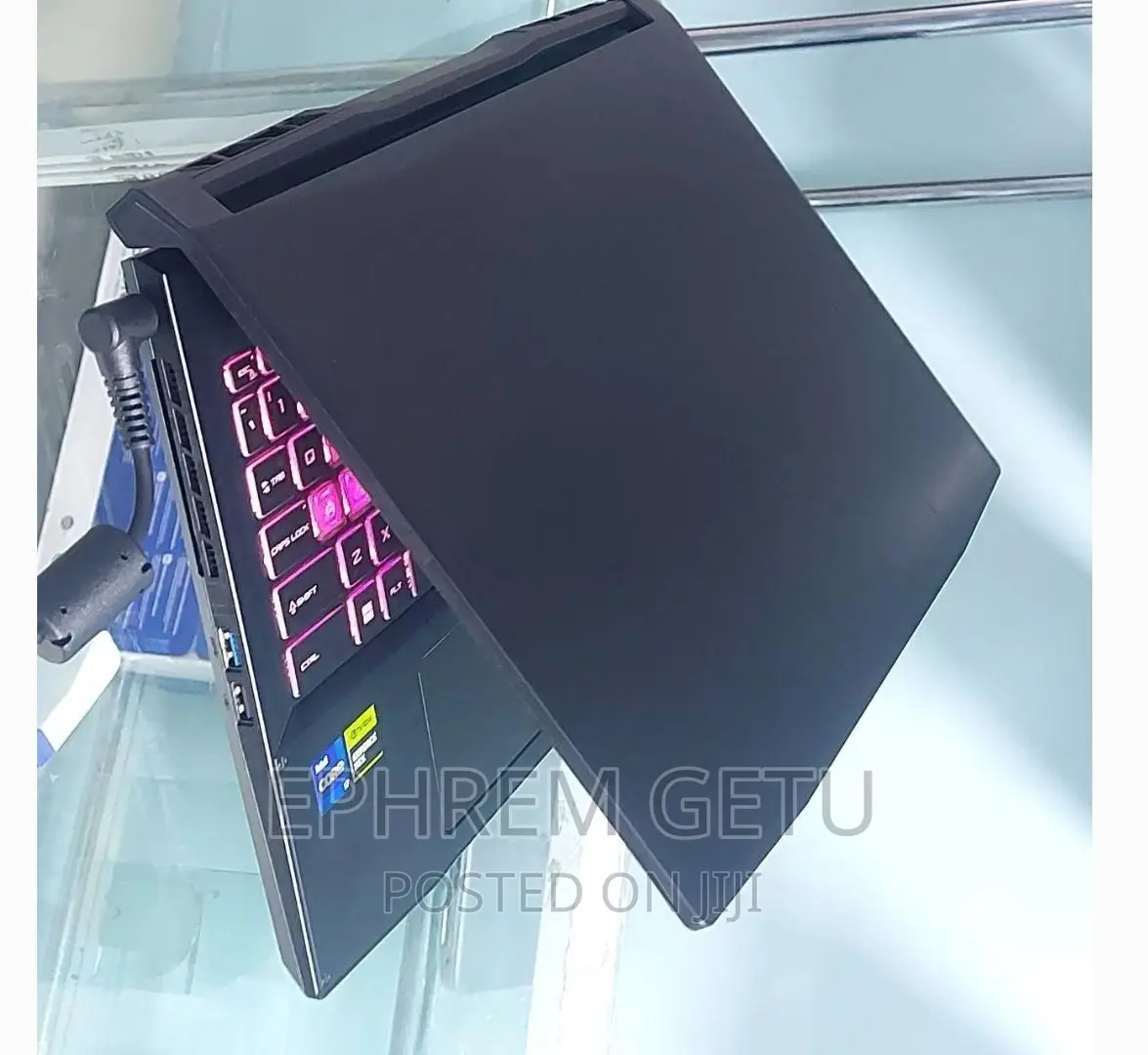 New Laptop MSI Katana GF66 16GB Intel Core i7 SSD 1T