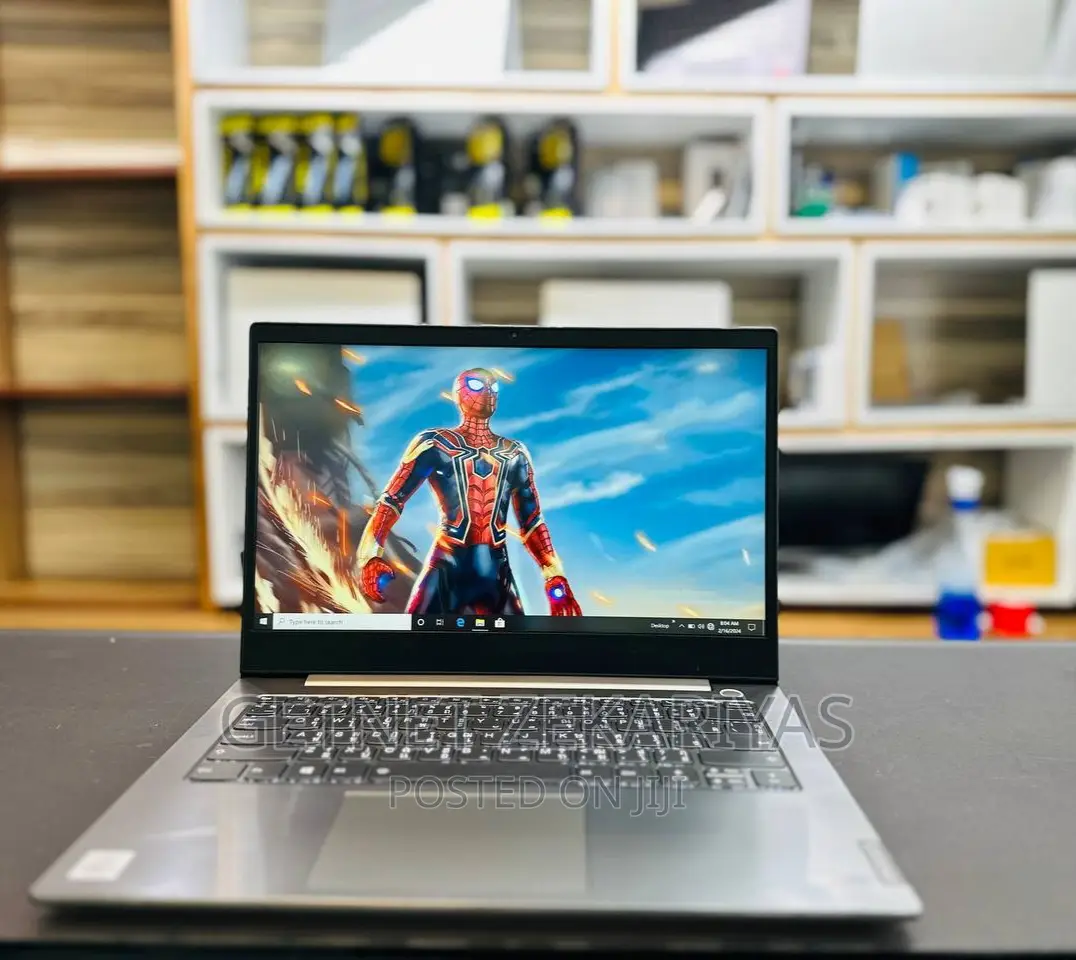 New Laptop Lenovo ThinkBook 15 16GB Intel Core I7 SSD 512GB