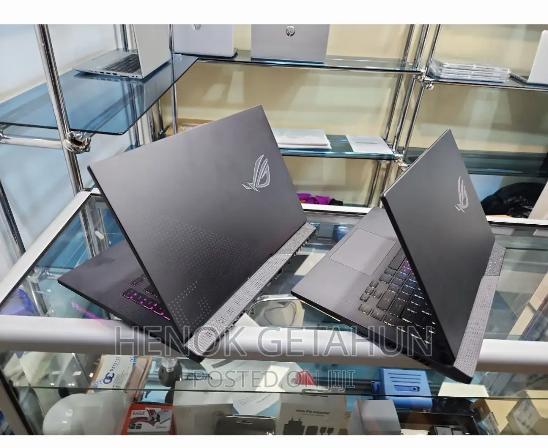 New Laptop Asus ROG Strix G15 16GB AMD Ryzen 7 SSD 1T