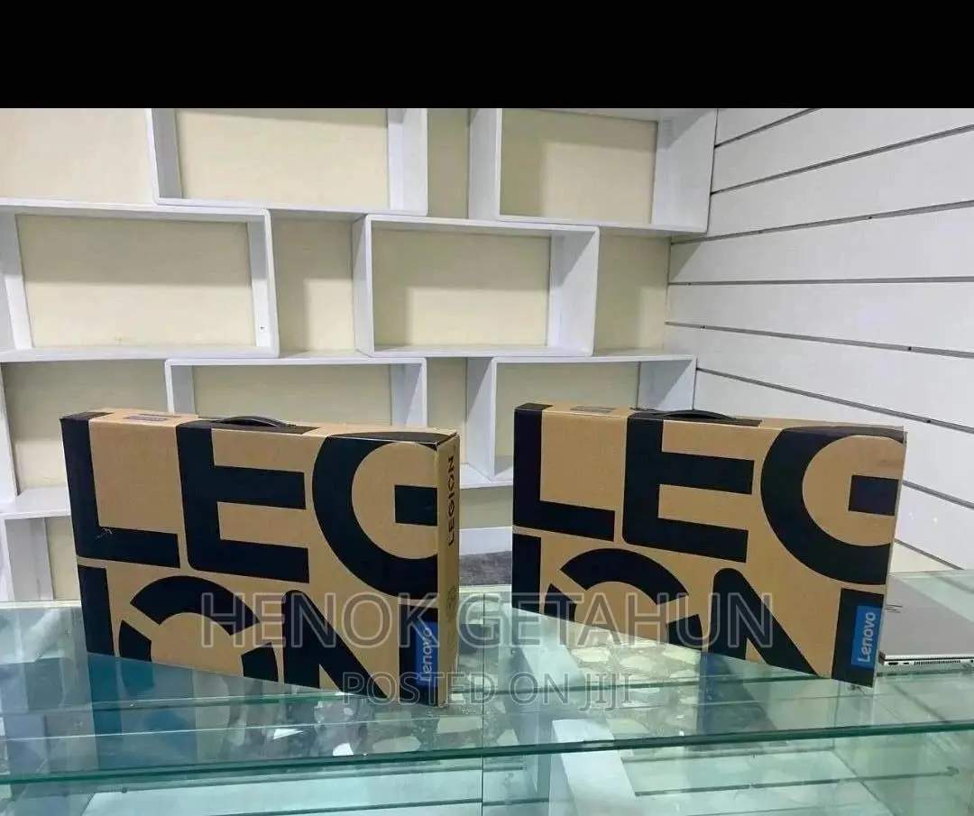 New Laptop Lenovo Legion 5 16GB AMD Ryzen 7 SSD 512GB