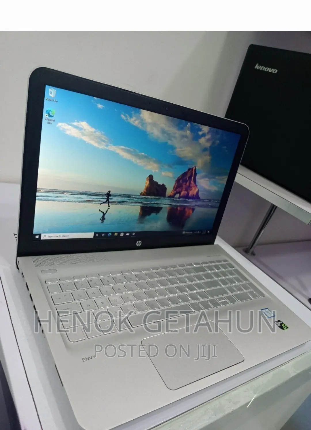New Laptop HP Envy X360 8GB Intel Core I5 HDD+SSD 1T