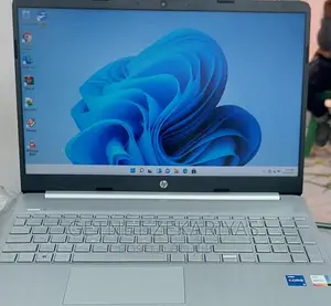 Photo - New Laptop HP Stream Notebook 16GB Intel Core I5 SSD 512GB