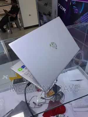 New Laptop HP Pavilion 14 16GB Intel Core I7 SSD 512GB