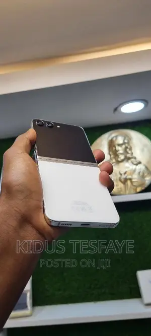 Samsung Galaxy Z Flip 5 256 GB