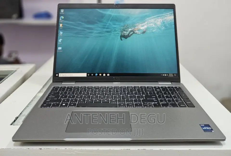 New Laptop Dell Latitude 5530 16GB Intel Core I7 SSD 512GB