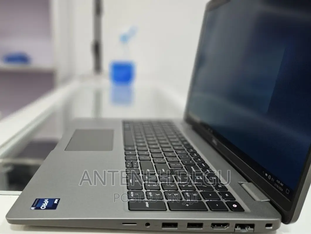 New Laptop Dell Latitude 5530 16GB Intel Core I7 SSD 512GB