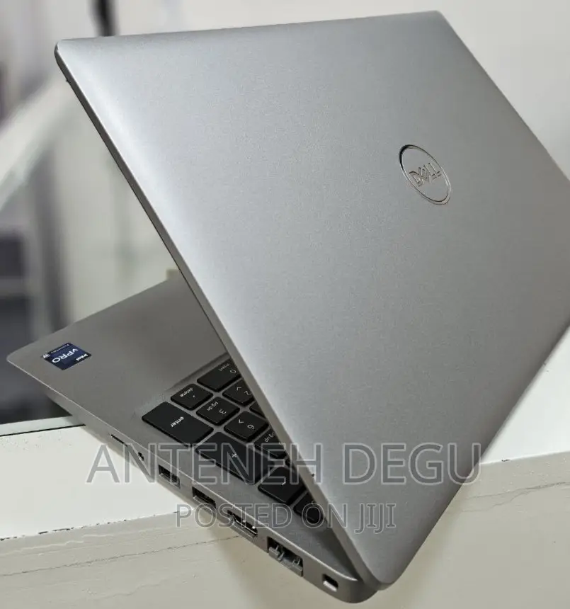 New Laptop Dell Latitude 5530 16GB Intel Core I7 SSD 512GB