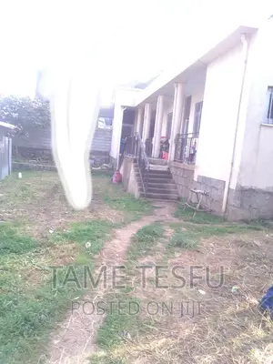 3bdrm House in Kotobe, Yeka for sale